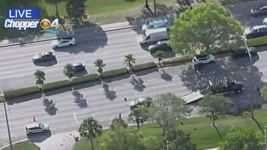 Several Injured In 7-Vehicle Crash In Tamarac dlvr.it/SR6R9r