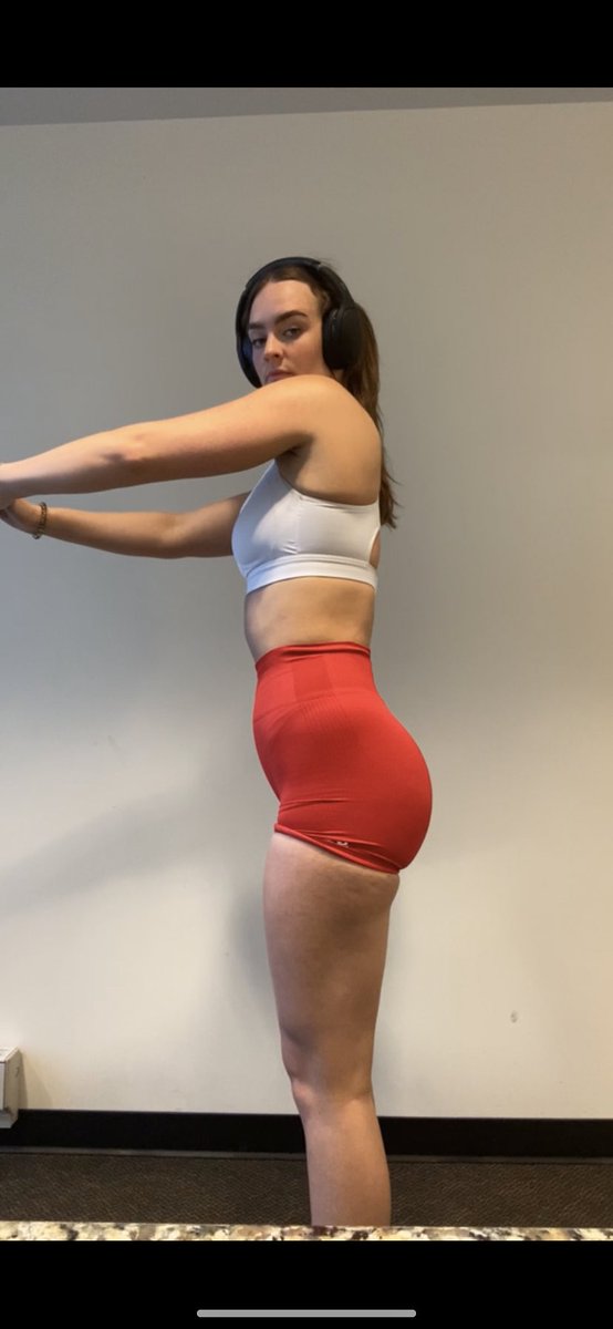 Samantha tweet media
