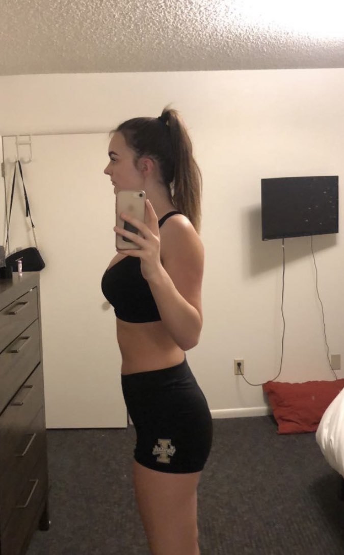 Samantha tweet media