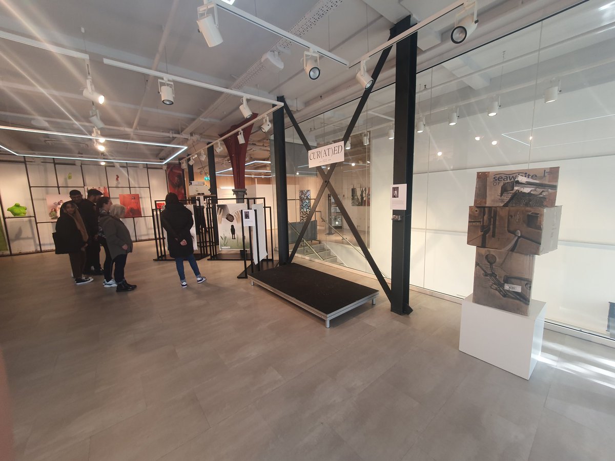 boltonarts's tweet photo. CUR(AT)ED 2022
@Market_PlaceSC until Sunday
Come and see our MA exhibition featuring #FineArt #illustration #photography #scriptwriting #CreativeWriting https://t.co/OSd6NX6BLh