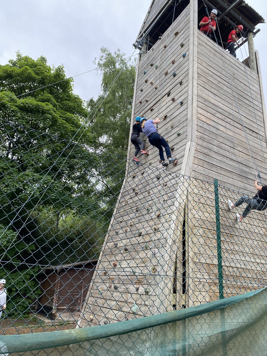 Ally Little tweet media