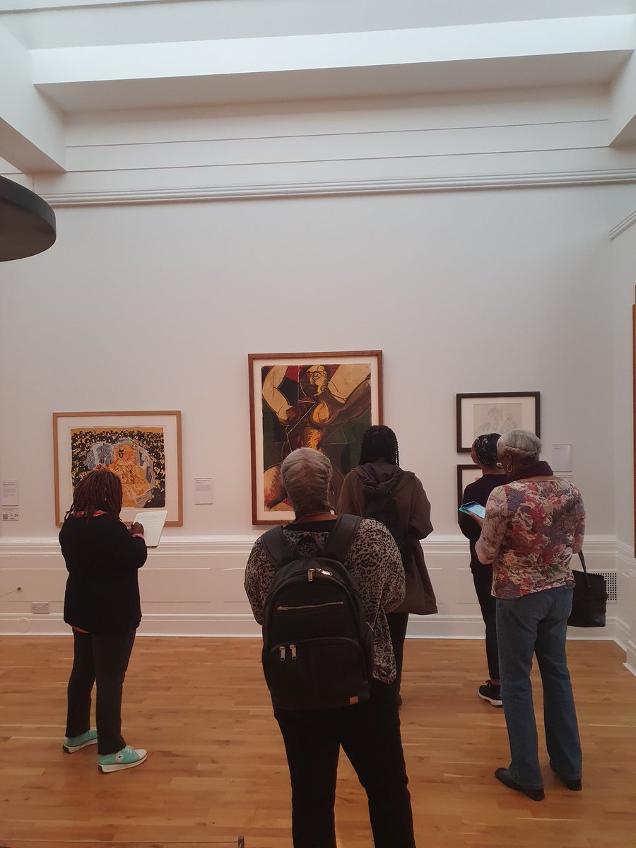 FlourishRo's tweet photo. Brilliant 3rd session of #OutsidetheFrame 
at Graves Gallery @SheffMuseums discussing female presentations in art &amp; writing a group poem 
inspired by Claudette Johnson's painting titled,'I have my own business in this skin and on this planet'.  🤎 
  #TheWayIFlourish https://t.co/JHpKOst2x8
