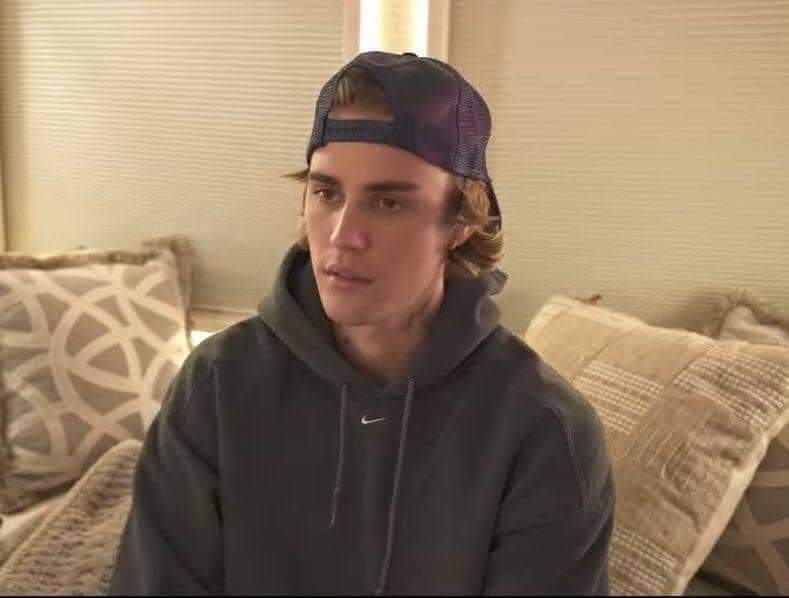 ibeliebersmx's tweet photo. Yo viendo que lo que grabé se escuchan más mis gritos que el concierto https://t.co/S47XC4t6o3