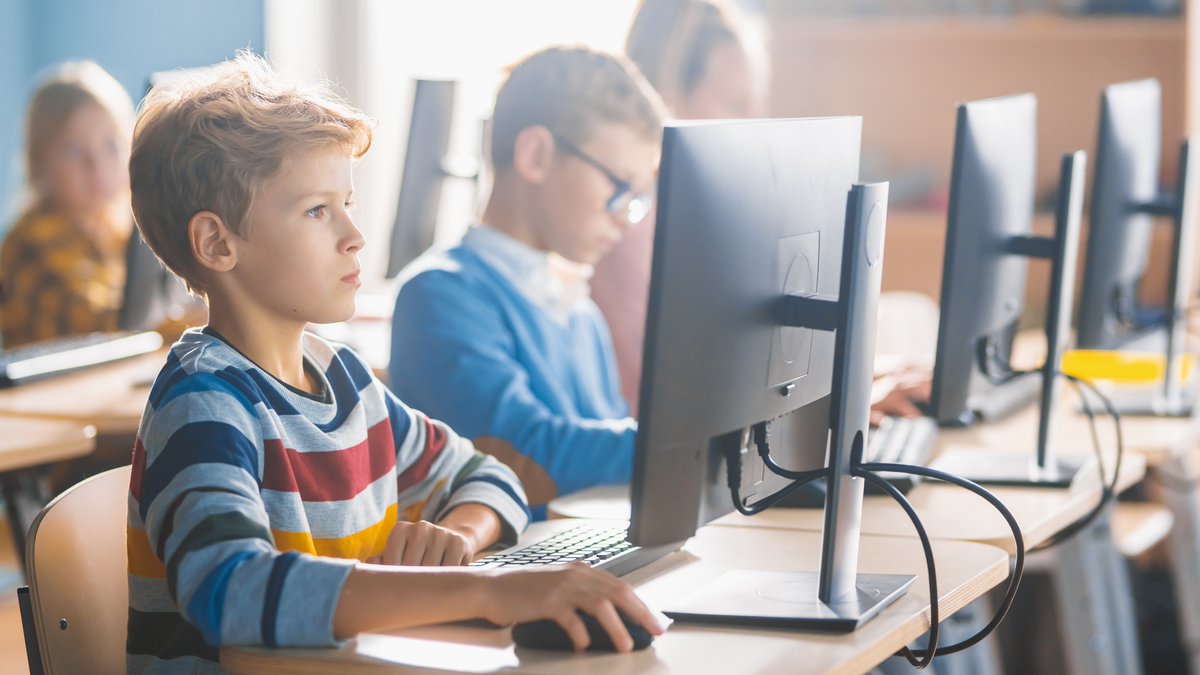 Parent Zone (@theparentszone) on Twitter photo <a href="/DCMS/">Department for Culture, Media and Sport</a> Q: What resources are available to help educators teach #MediaLiteracy?
A: We've put together a guide full of resources to help you improve Online Media Literacy in your setting: bit.ly/3PKp7os
Here are a few to get you started 👇
#EduTwitter <a href="/DCMS/">Department for Culture, Media and Sport</a> Q: What resources are available to help educators teach #MediaLiteracy?
A: We've put together a guide full of resources to help you improve Online Media Literacy in your setting: bit.ly/3PKp7os
Here are a few to get you started 👇
#EduTwitter