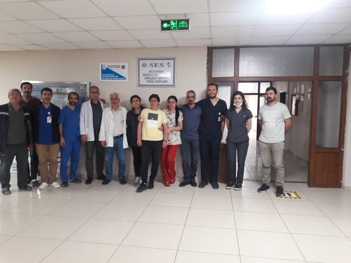 Kaybedeceksiniz dedik ve tabelayı astık! Mobbing ve liyakatsizliğe karşı en iyi cevabı, yetkiyi alarak verdik.