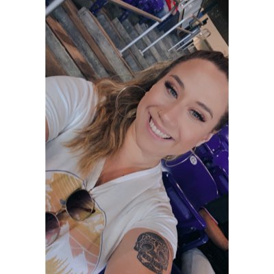 shannon_powers2's tweet photo. #NewProfilePic https://t.co/gGm6Eomy1L