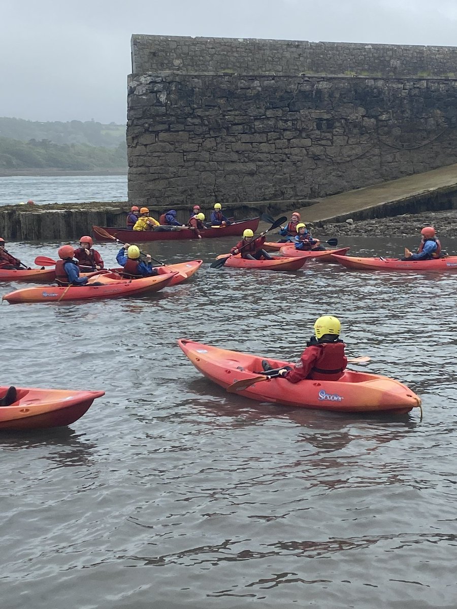 StPhilipsY6B22's tweet photo. Kayaking was hard work but great fun! #teamstphilips #stphilipsy6residential https://t.co/8EKvwtKQ3e