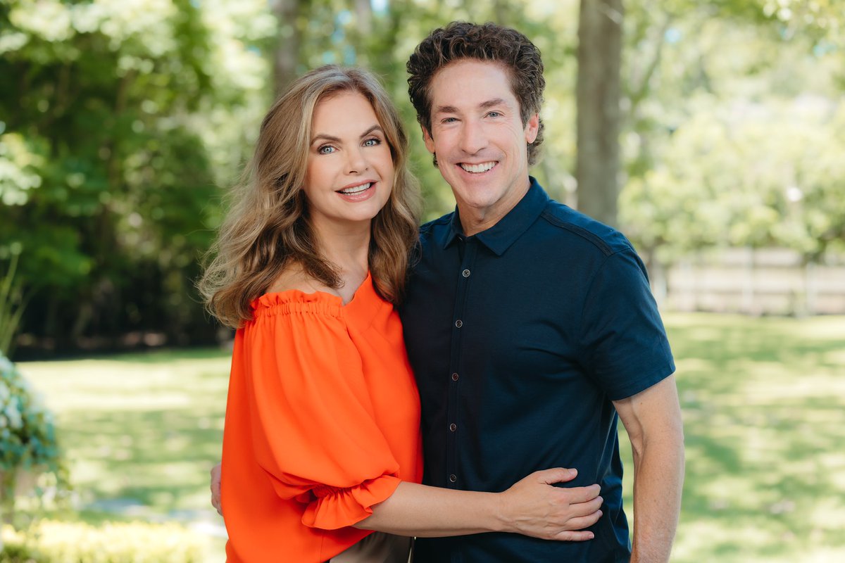 JoelOsteen's tweet photo. Thank you for joining our live session: Dreaming Big &amp; Praying Bold Prayers. We hope you stay encouraged and inspired knowing that God is on your side! 

We look forward to the next time we get together online. If you missed today’s session, visit: https://t.co/21CkAVpHsx https://t.co/odWQVChNsO
