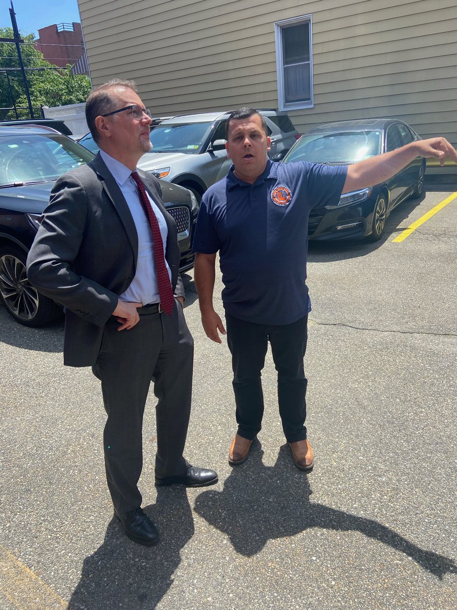 kasirernyc's tweet photo. @MarkLevineNYC, a true #union advocate, visited the Cement &amp; Concrete District Council’s Training Center today. Here’s our MBP in action! https://t.co/vrZxjPshvh
