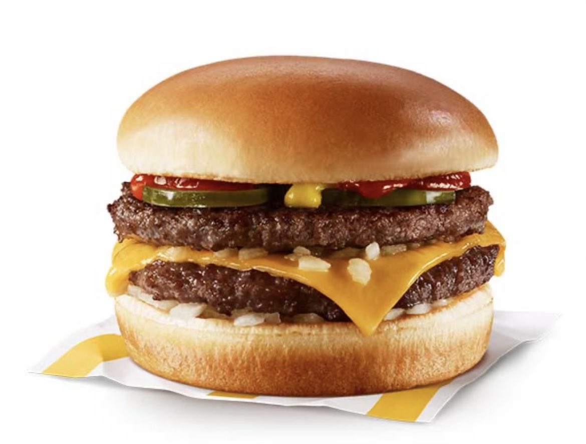 PeteyBlue177's tweet photo. @McDonalds posting for husband- advertised vs received, Mc Double.   Really?  Shocking re lawsuits 🤢 @stevecasstevens https://t.co/7qL21YMju3