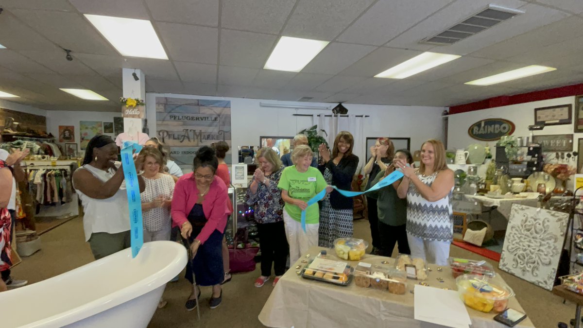 PflChamber's tweet photo. Welcome Pflugerville Pop Up Pflea Market to the Chamber! There's so many great items from local vendors. Stop by for some pfantastic shopping! They're located at 2401 West Pecan Street Suite 102. Don't miss their grand opening this Saturday (5/28) Details are on the photo. https://t.co/ZoGfgy8JMp