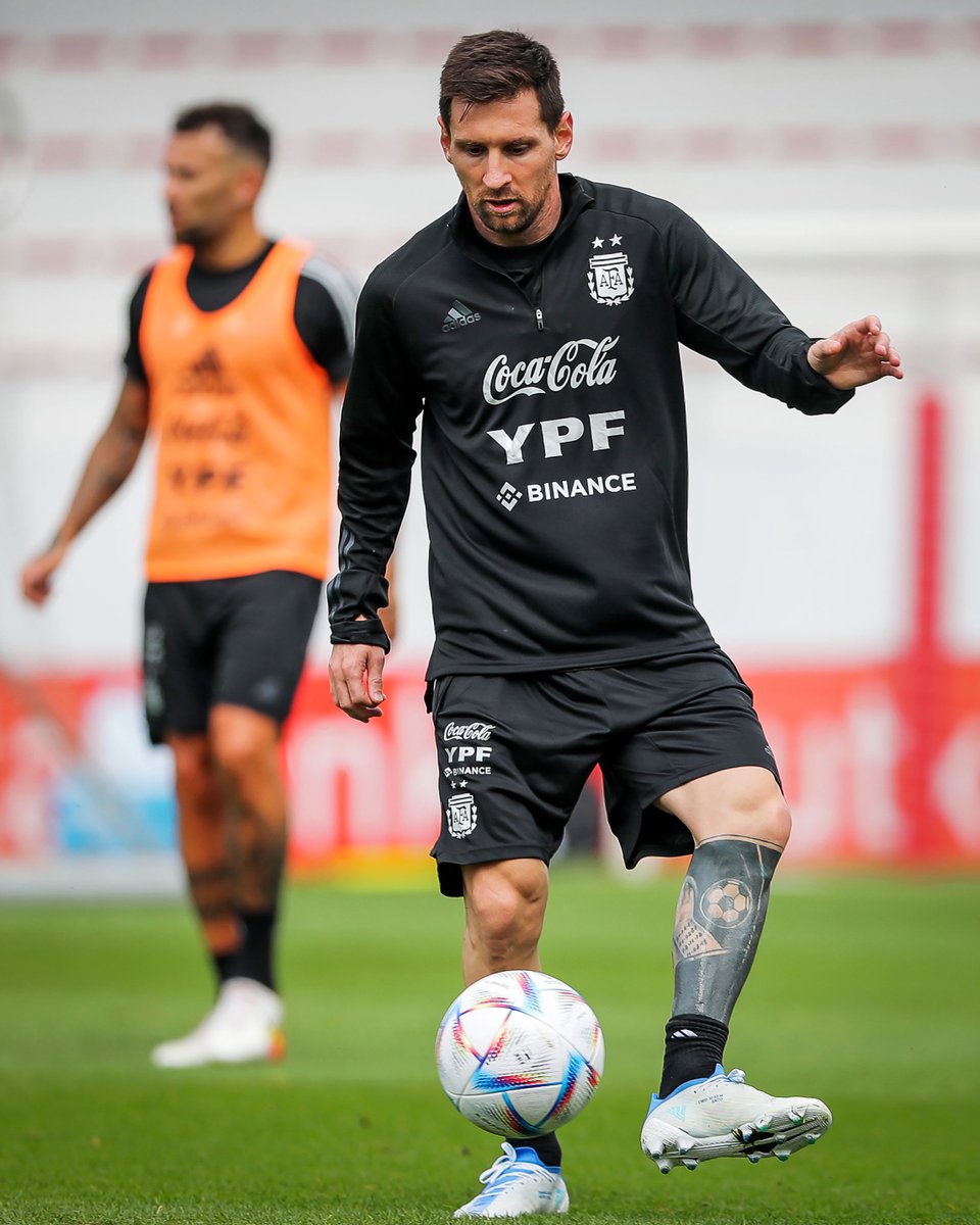 brfootball's tweet photo. Argentina camp preparing for next week’s Finalissima against Italy 😎 https://t.co/5F9a8AFjtl