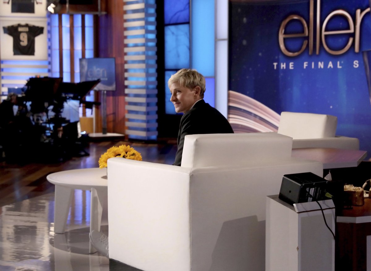 CP24's tweet photo. Ellen DeGeneres ends daytime show with plea for compassion https://t.co/DgK5RjeW2j https://t.co/t4XqKQ9BbH
