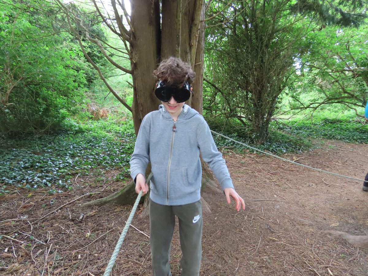 StPhilipsY6C22's tweet photo. Don’t let go of the rope! There needed to be a lot of trust during this activity. It’s not easy to complete a course whilst blindfolded! #teamstphilips #stphilipsY6residential https://t.co/lzN99inqUh