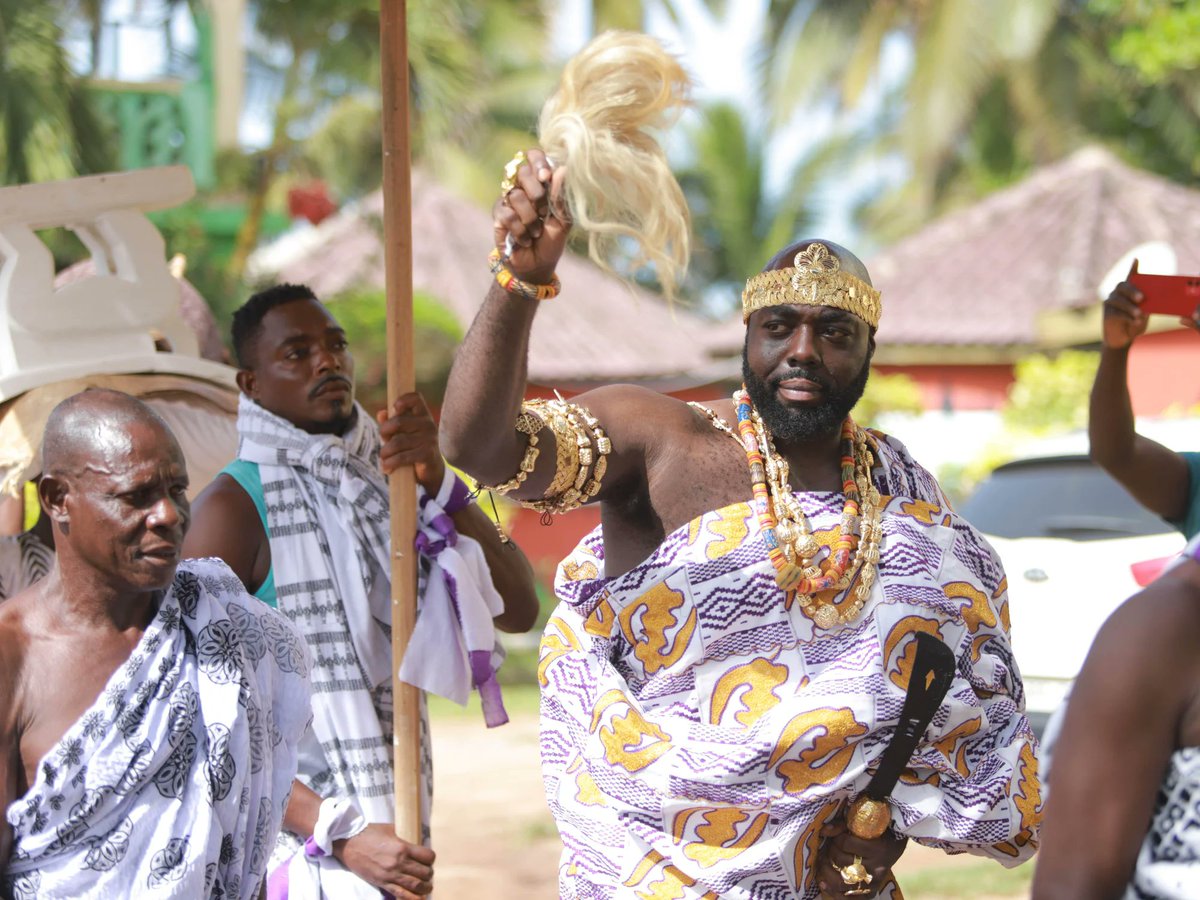OkayAfrica's tweet photo. Last month, a black American named Rashad McCrorey became the tourism chief of Elmina, Ghana. 🙌🏾

We spoke with Rashad about what the title represents, his identity as a Black American integrating back into Africanness and the state of the Black diaspora:https://t.co/dRarGg5ju5 https://t.co/SdN0IIDLlc