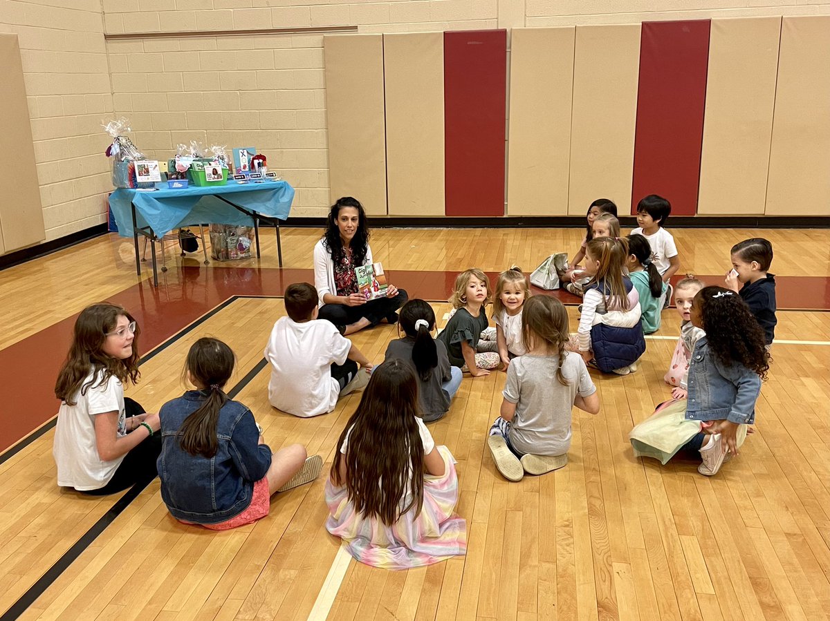 CASology627's tweet photo. Had such a blast reading at the Spring Garden School book fair last night.  Even snagged a photo with Waddles, the school mascot. #author #storytime #gigifeelsjumbled #bookfair #authorlife https://t.co/Sg7fJDuSrt