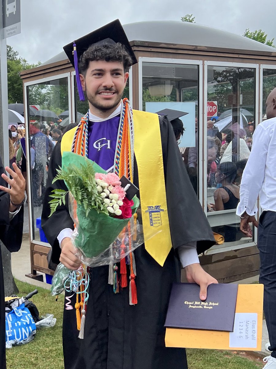 MechaComTTV's tweet image. Time to be a full time siege player