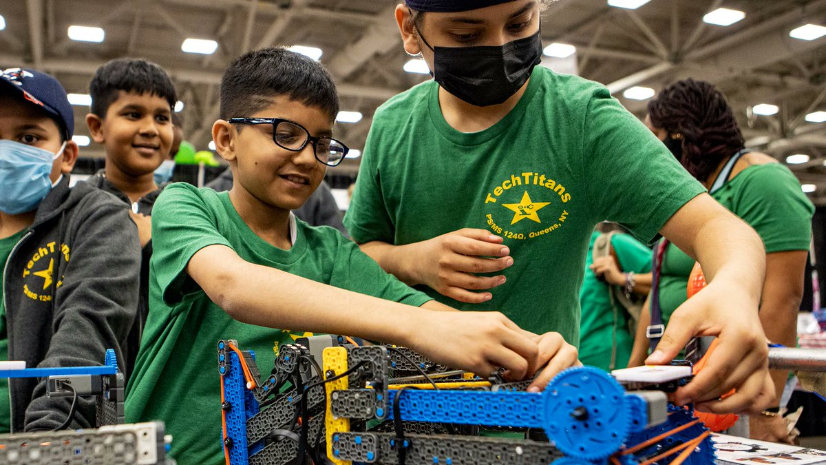 VEX Robotics tweet media