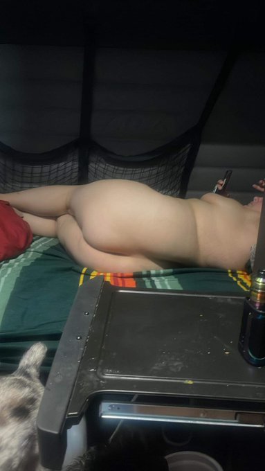 I&rsquo;ve got an apple you can bite 😉😉👅👅😝😝😝🍓🍓🍓 https://t.co/ockZtFdq4l<a href="/tag/horny"class="tags"><span>#horny</span></a><a href="/tag/brat"class="tags"><span>#brat</span></a><a href="/tag/bigboobproblems"class="tags"><span>#bigboobproblems</span></a><a href="/tag/kink"class="tags"><span>#kink</span></a><a href="/tag/submissive"class="tags"><span>#submissive</span></a>