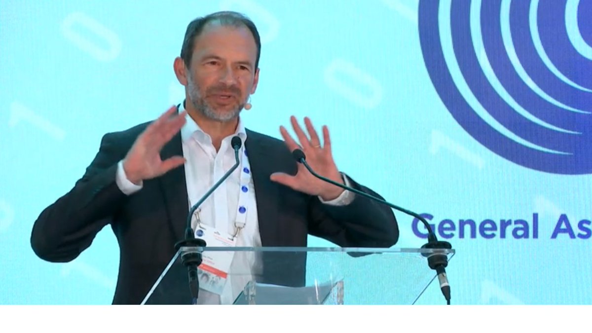 alainjonis's tweet photo. GS1 General Assembly 2022 was this week in hybrid; 280 participants from 110 countries, in-person in Brussels and in virtual. With also a great farewell to Miguel Lopera stepping down as CEO, and welcome to Renaud de Barbuat who will succeed him. https://t.co/wYhT6Bd0PN https://t.co/BeDeCekKBb