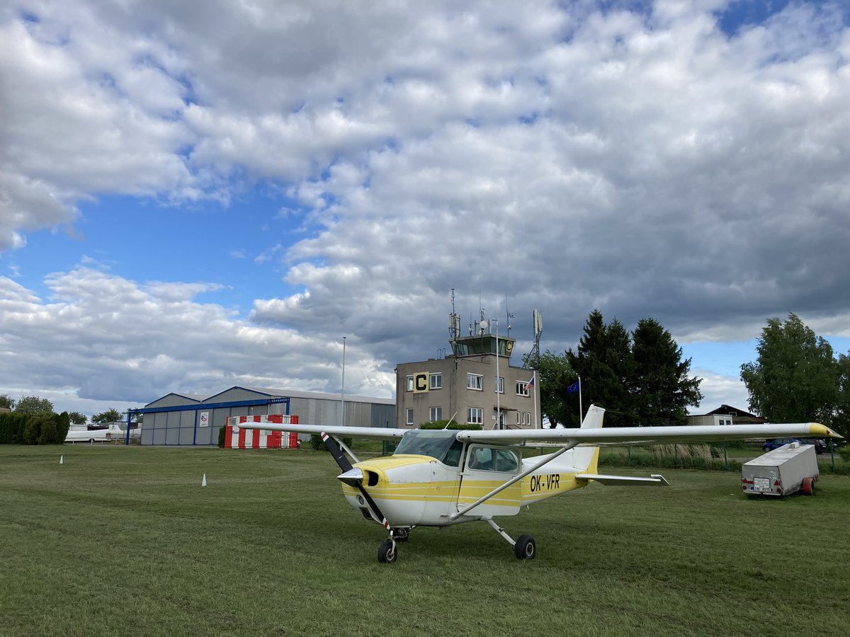 M4RSarK's tweet photo. And one todays #TerminalBuildingThursday pic from #LKBE for @NiceAirAviation 😉✈️ https://t.co/DxZri6j93c
