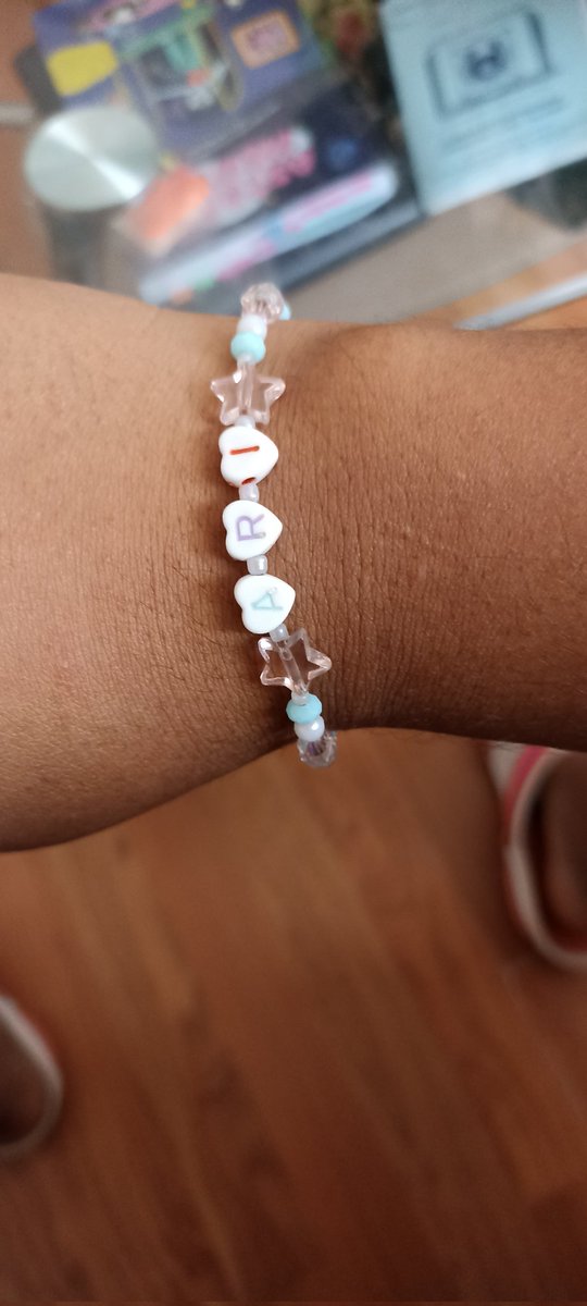 AttackAri's tweet image. Y sí 

No me la quitaré nunca @AndreaFlwrs 💖