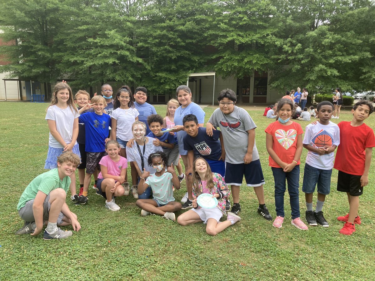 Robertsreaders1's tweet photo. When you tell the kiddos that if they meet their iReady Stretch goal they can pie you in the face on the last day of school and TWENTY students meet it! 🙌🏼 @HighPointFCS https://t.co/wLuItJbYzD
