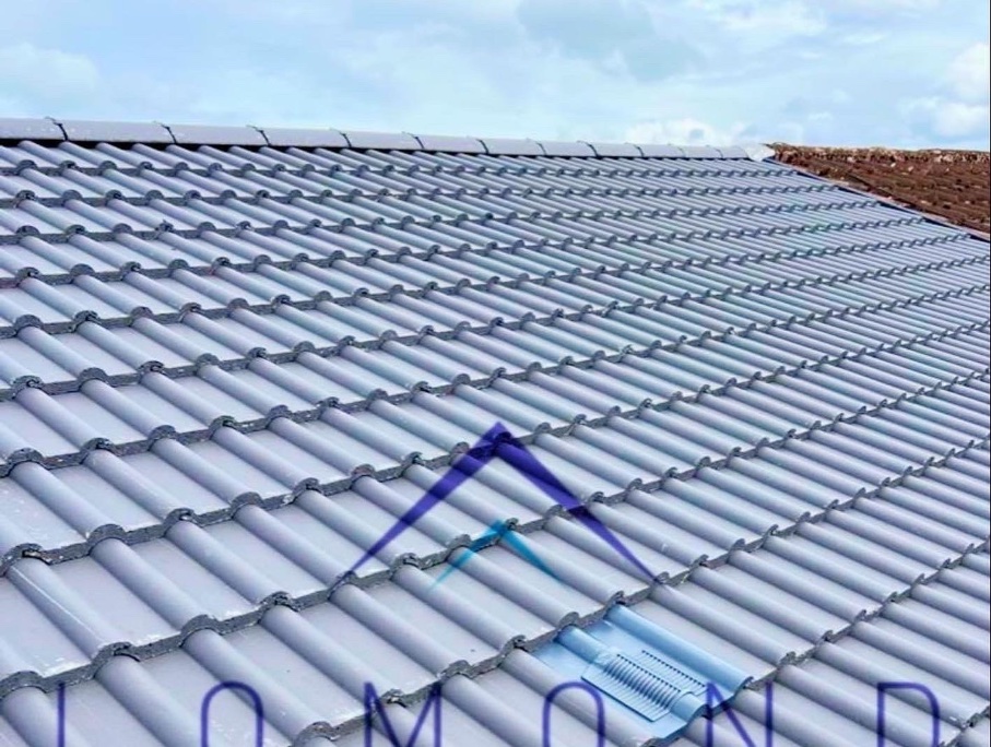 LomondImproves's tweet photo. How satisfying! A new roof, with Marley Smooth Grey Double Roman! 🔥 
Sharp &amp; fresh! 👌🏼🤩 

 If re-roofing, roughcasting, or installing new windows we know how to design a home that will turn your dream into reality🏡

Receive highest quality service at an affordable price💸 https://t.co/LuuTnaT3h4