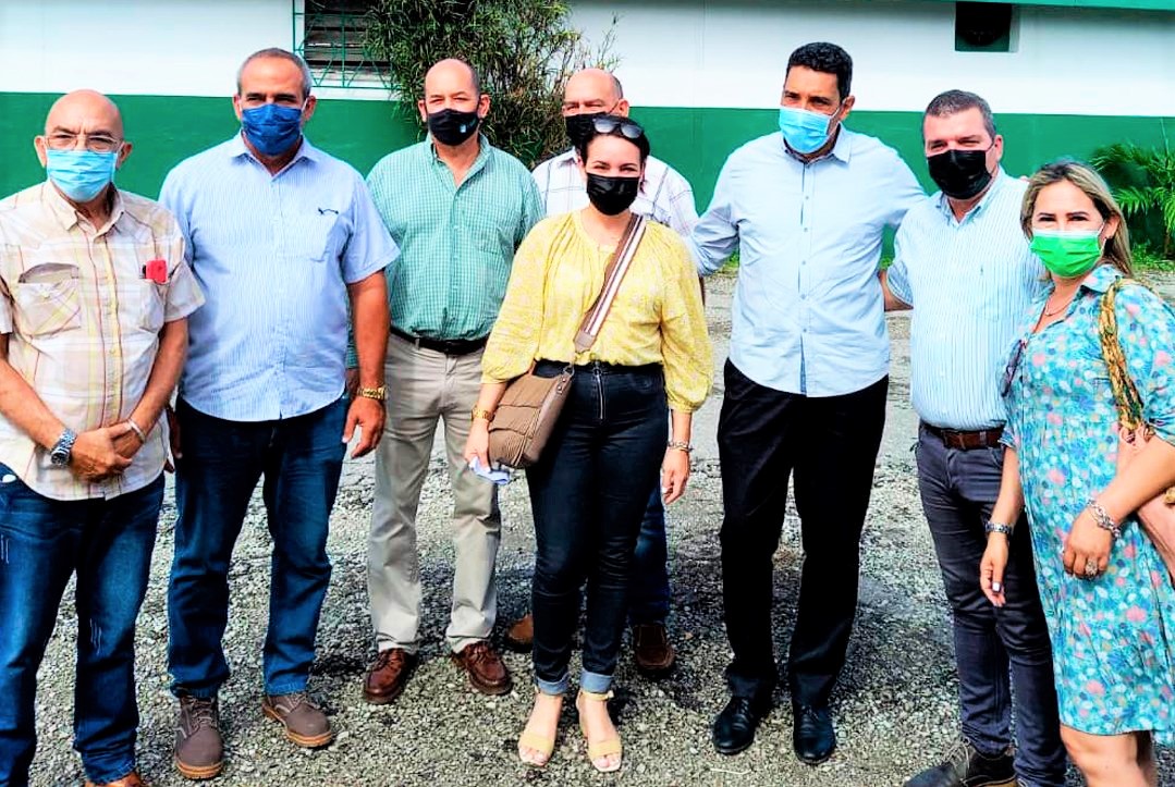 Recorrido conjunto de nuestra DG, nuestra Directora de Operaciones y el Pdte. <a href="/CaudalGrupo/">Grupo Caudal S.A</a> Roberto Vázquez junto al Ministro de Transporte, <a href="/E_RdgzDavila/">Eduardo Rodríguez Dávila</a>  y otros funcionarios de la #EMAE, aunando esfuerzos para mejorar la calidad de los servicios del seguro. 
📝<a href="/CaudalGrupo/">Grupo Caudal S.A</a>