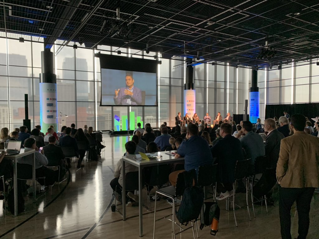 Chicago is a future of food lab. This week gave us the @NatlRestShow and now the @ChicagoVCSummit is the place where innovative food start ups, vc’s and corporates meet. 10 int. entrepreneurs were given acces to this Chicagoans-only summit. Of course 🇳🇱 was there with @dashmote