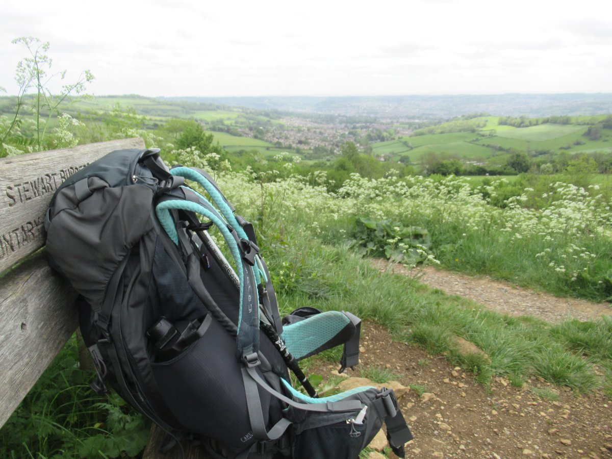 OneGirlWalker's tweet photo. Just over a week ago I walked the beautiful Cotswold Way National Trail - wildflowers, gorgeous views, and lovely villages all the way from Chipping Campden to Bath @cotswoldway #cotswoldway #cotswolds #walking https://t.co/sZG6SIqoCc