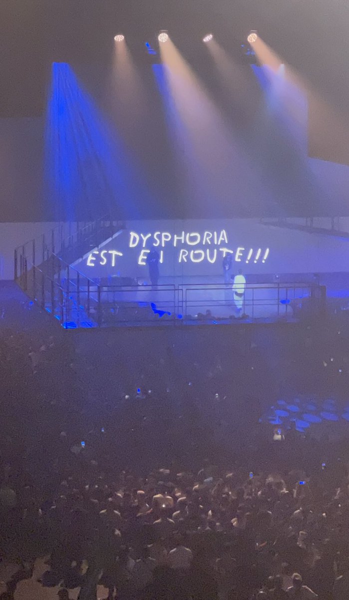 LaPause_QLF's tweet photo. 🎶 « DYSPHORIA EST EN ROUTE » 

Aah je le savais j’ai trop hâte ! @moha_2mz_ https://t.co/xYQ4izqSet