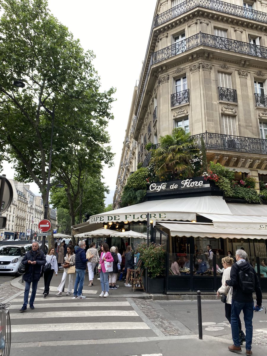 a1ex6ndra's tweet photo. 🇫🇷 https://t.co/h7YrzEv398