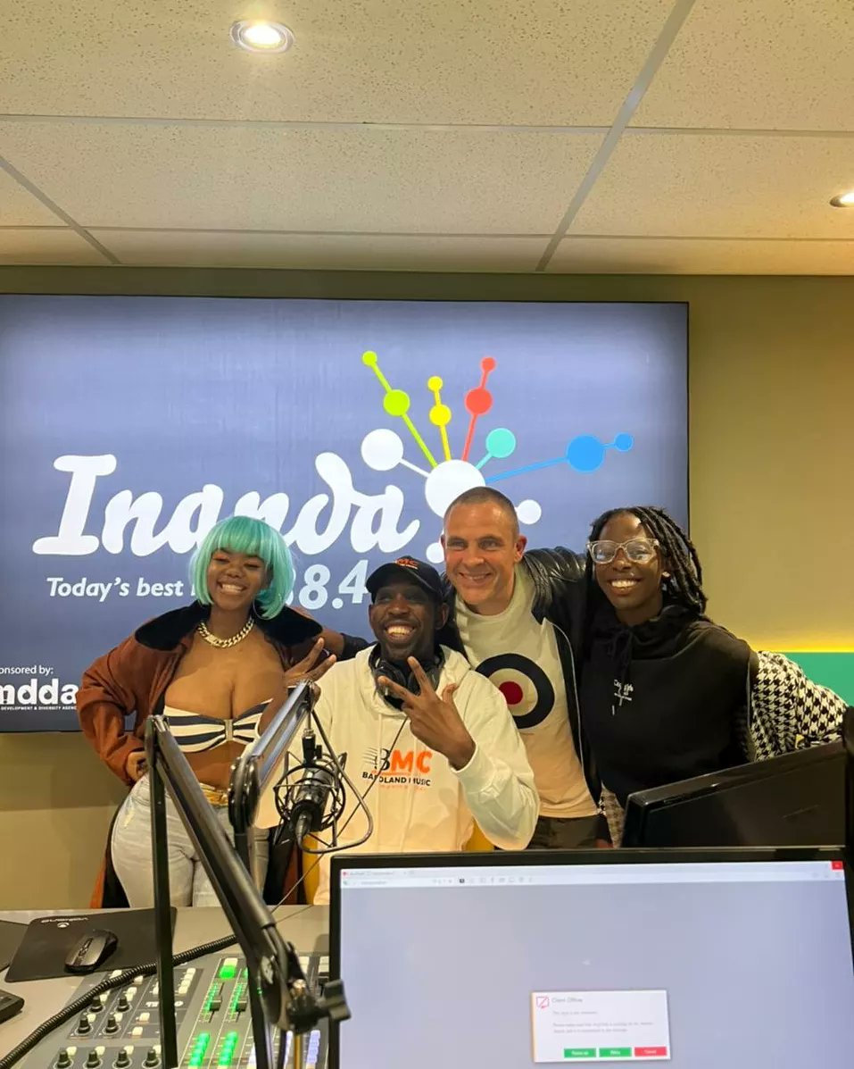 HoneyBee_rapper's tweet image. Music in space project 🇩🇰🇿🇦@BjornVido
@inandafm @legendjohannesburg
@dudechillaz 

#SkeemSaam #HMWinterEssentials #etvScandal Zodwa #PodcastAndChill