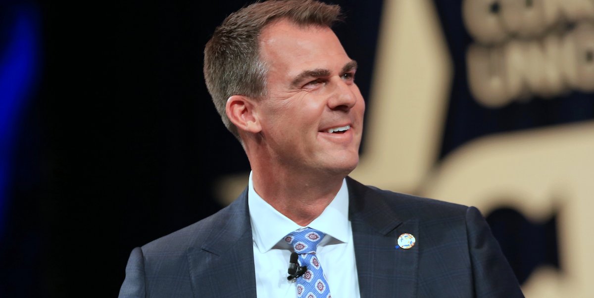 realDailyWire's tweet photo. Oklahoma Enacts Avalanche Of Culture War Legislation Protecting The Unborn, Banning Biological Males From Women’s Spaces https://t.co/njYvdsUrEu https://t.co/hnHtfhEDqB