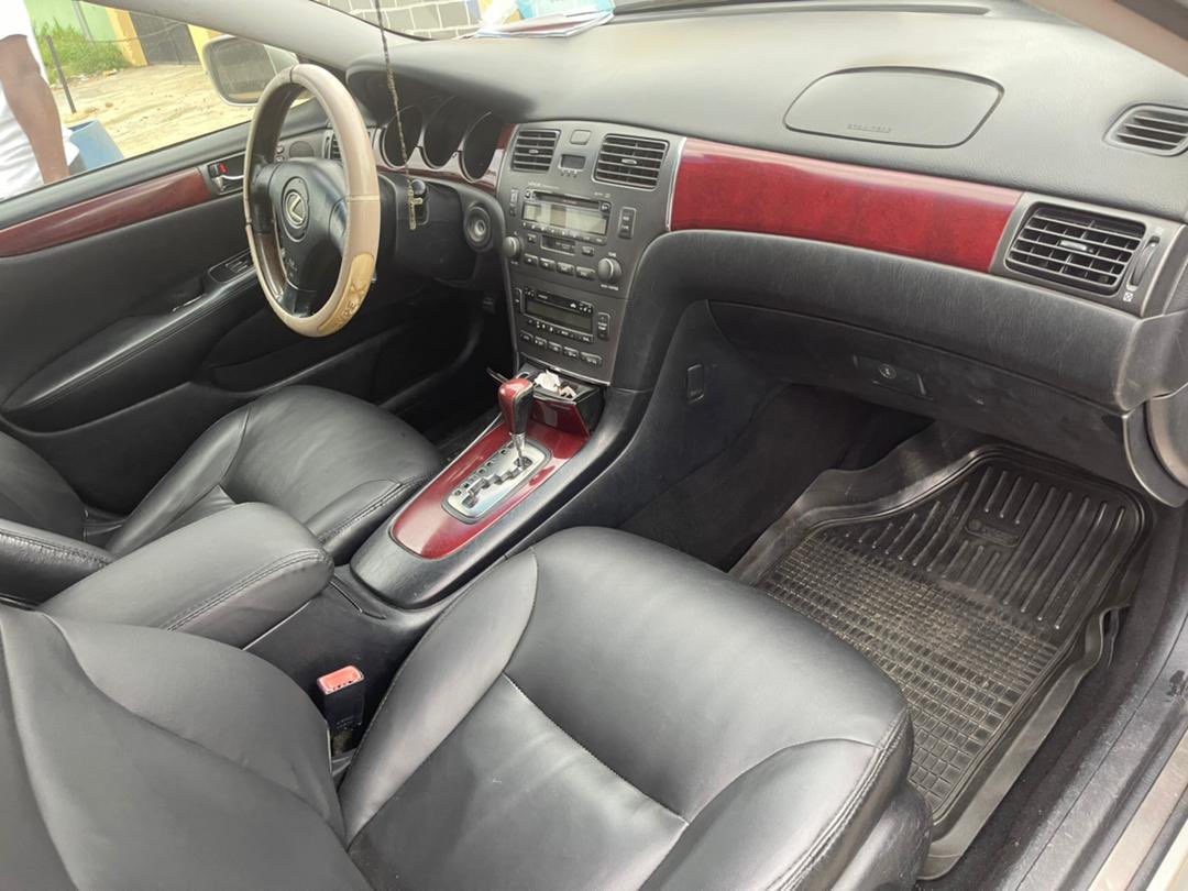 CarFreak_NG's tweet image. 2003 Lexus Es300 - Registered - Very neat @# 2,100,000 only. 
📲08057334385 #lexuses300 #carfreak_ng