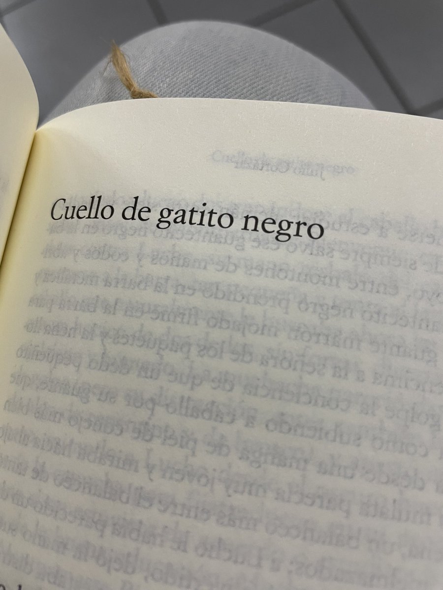 algova82's tweet photo. 🤯mi cabeza cada vez que leo a este hombre, enorme #cortazar #octaedro https://t.co/TvC41LsETz