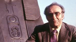 MelanieHewitt61's tweet photo. My twitter followers now number 1973. This is the year one of the most profound & important TV documentaries ever made was first aired. I watched it as a 12 year old & I’ve never forgotten it. #TheAscentofMan created & presented by the remarkable #JacobBronowski Please watch. 🙏 https://t.co/chsqBltHz5