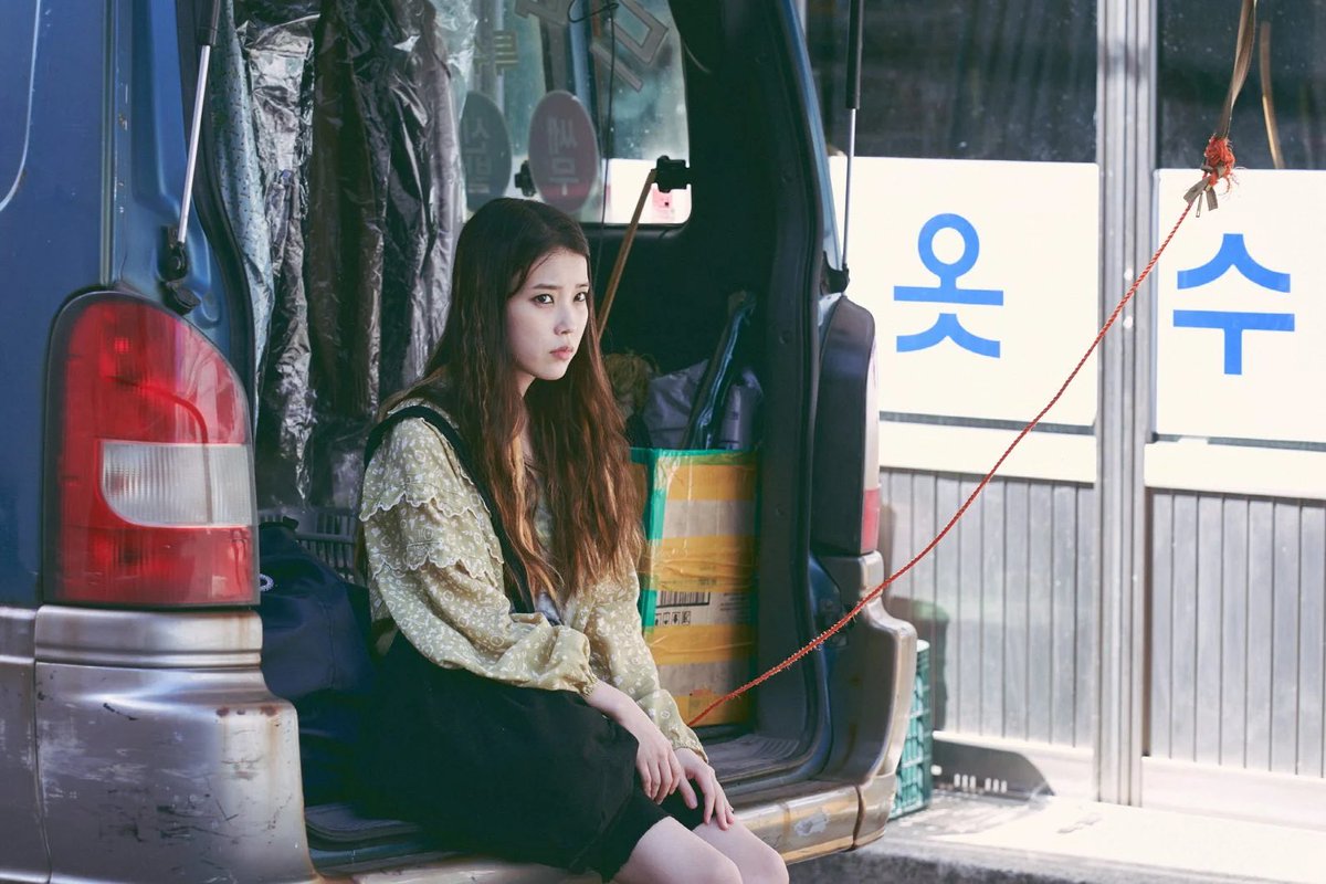 #IU is receiving critical acclaim at #Cannes2022 for her performance in Hirokazu Kore-eda’s ‘Broker.’
