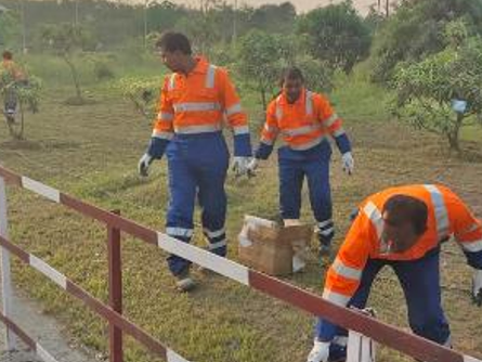 harsco_enviro's tweet photo. Did you know that World Environment Day is coming up on June 5th? We are #throwingbackthursday to this past #earthday, where our teams participated in a tree-planting activity and a plastic garbage clean ups!
#everydayisearthday #enviromental #sustainabilty #treeplanting https://t.co/pmVO3XwCDh