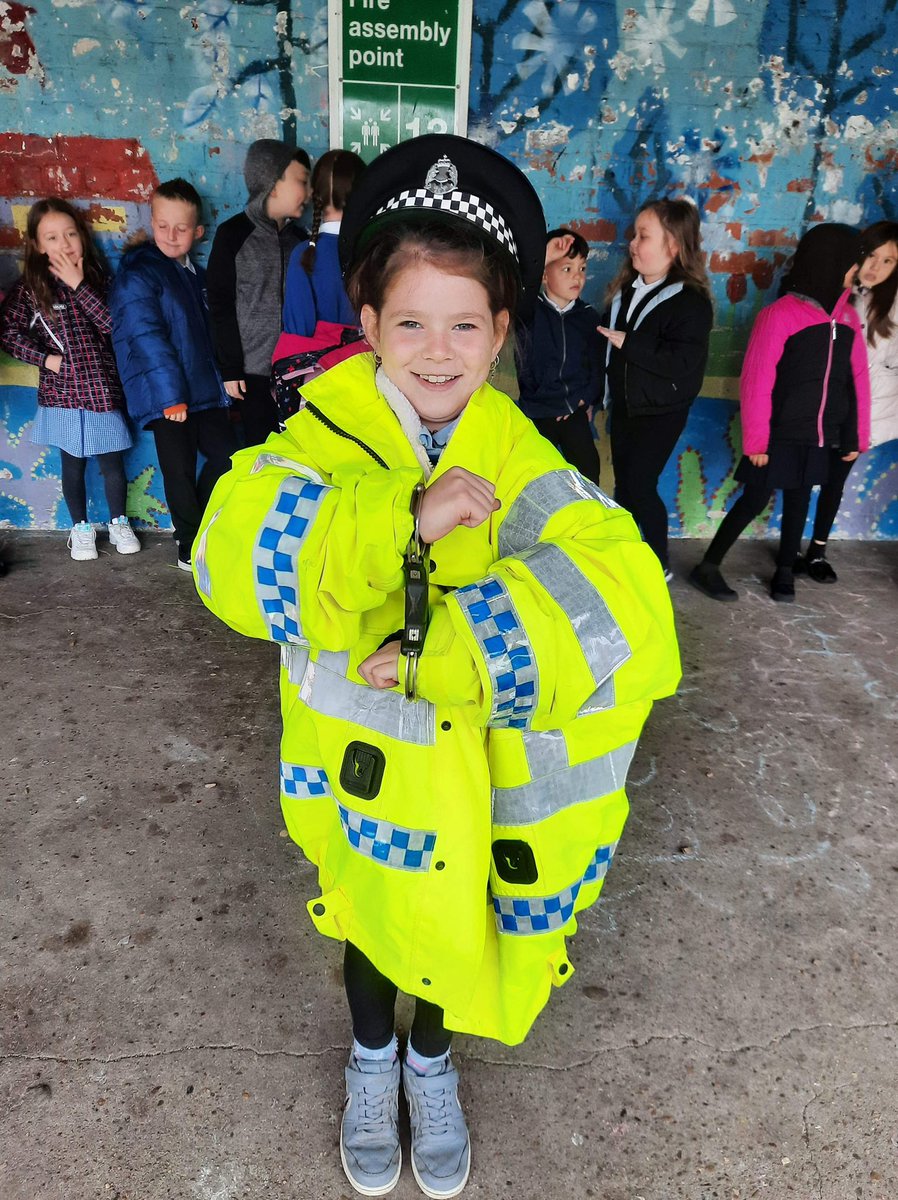 Kittybrewster School tweet media