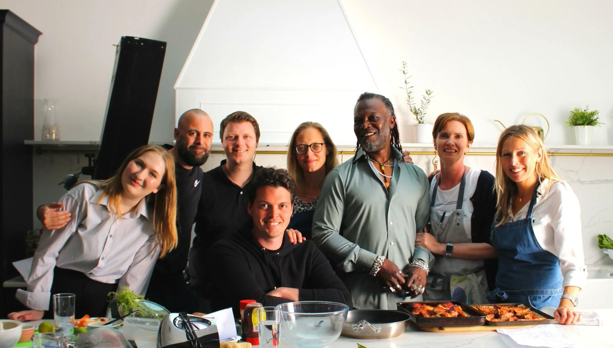 Plate Up (@plate__up) on Twitter photo What an incredible video shoot day with <a href="/LeviRootsStore/">ReggaeReggaeSauce JA</a>, <a href="/malouburger/">Malou Burger</a>, & <a href="/cookwithjopratt/">Jo Pratt</a>. We were so honoured to work with such a talented group of people 👏
We can't wait to share the results with you ✨ What an incredible video shoot day with <a href="/LeviRootsStore/">ReggaeReggaeSauce JA</a>, <a href="/malouburger/">Malou Burger</a>, & <a href="/cookwithjopratt/">Jo Pratt</a>. We were so honoured to work with such a talented group of people 👏
We can't wait to share the results with you ✨