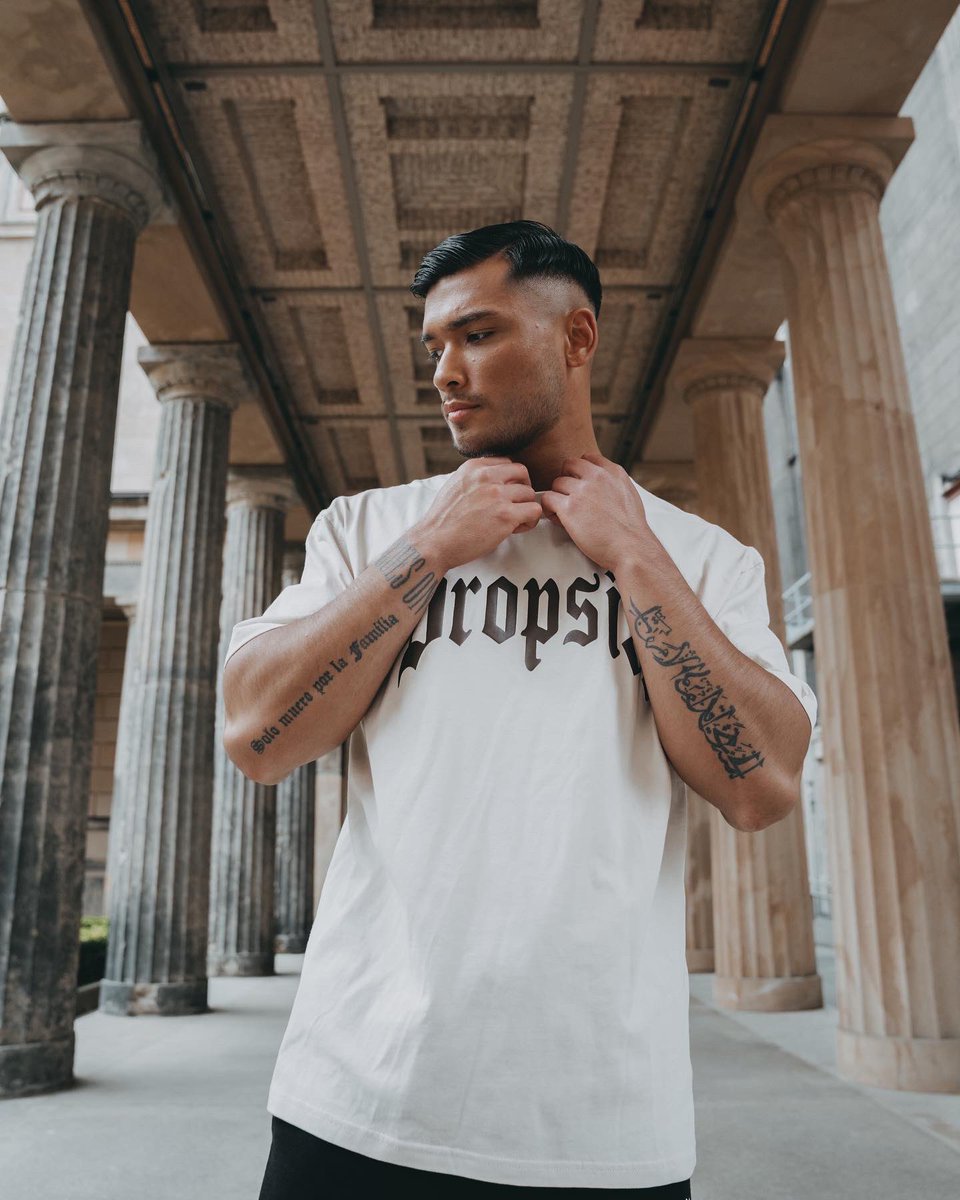 ziskadora's tweet image. Latest spring campaign I produced &amp;amp; directed for Dropsize clothing ❤️‍🔥 #editorial #streetwear #springcampaign