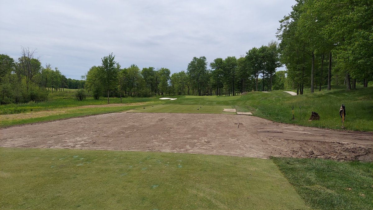SandRidgeTurf's tweet photo. #12 tee expansion coming along nicely. We just need some rough sod to finish things off. We should be using the added portion by the end of next month. @TheMayfieldSR https://t.co/xGXIiyNpow