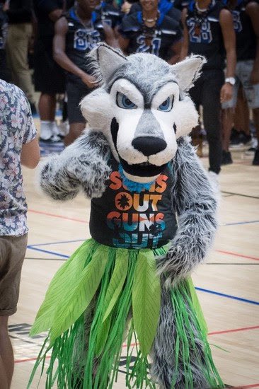 HAVE AN AWESOME SUMMER WOLVES!!!!!!! Make sure you get lots of rest and have fun, you all deserve it. See you next year!

#summerbreak #lastdayofschool
#soc #chandlerhighschool