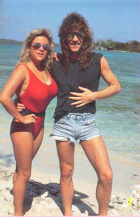 crockpics's tweet photo. Jon Bon Jovi and Samantha Fox in Jamaica. https://t.co/brfPOZp092
