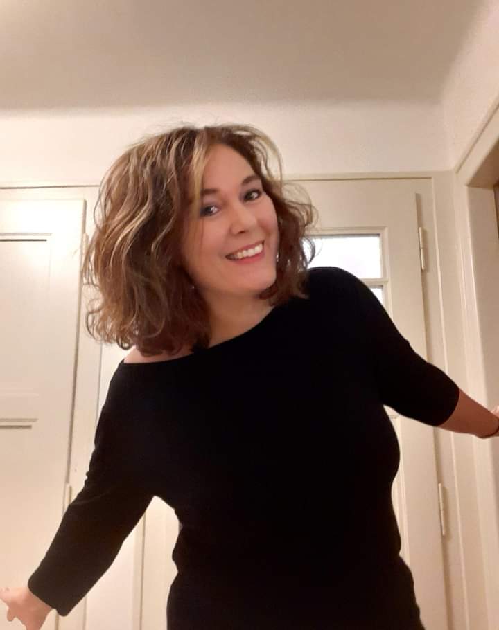 🇨🇭 Celim - Équipe Suisse !

🎭 TEDI (Tournoi Européen d'Improvisation)

Réservations sur :  helloasso.com/associations/l…
📅 27 et 28 Mai
🕣 20h30
📍 Maison du département de Bourgoin-jallieu
💰 5€ l'entrée/soir (gratuit pour les - 6ans)