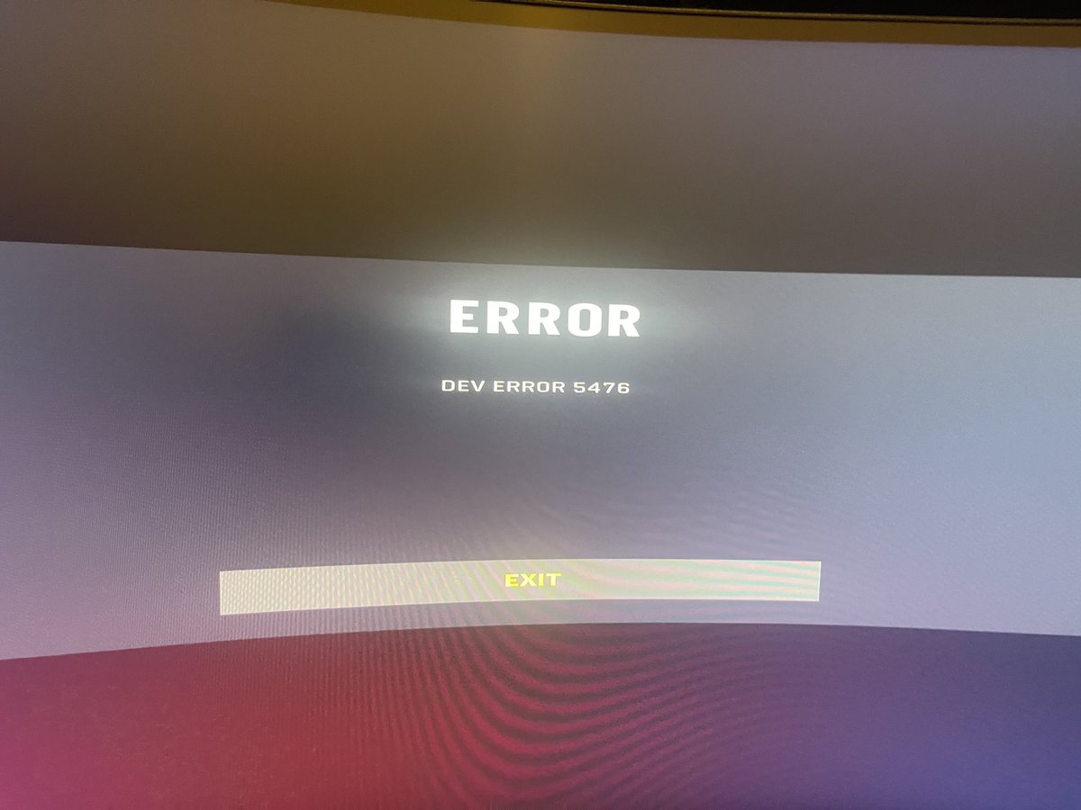 yozz81's tweet photo. @CallofDutyUK when will this be sorted? All Xbox’s in house won’t play local play split screen! Been like this for months. https://t.co/rV0HD4D8Jo