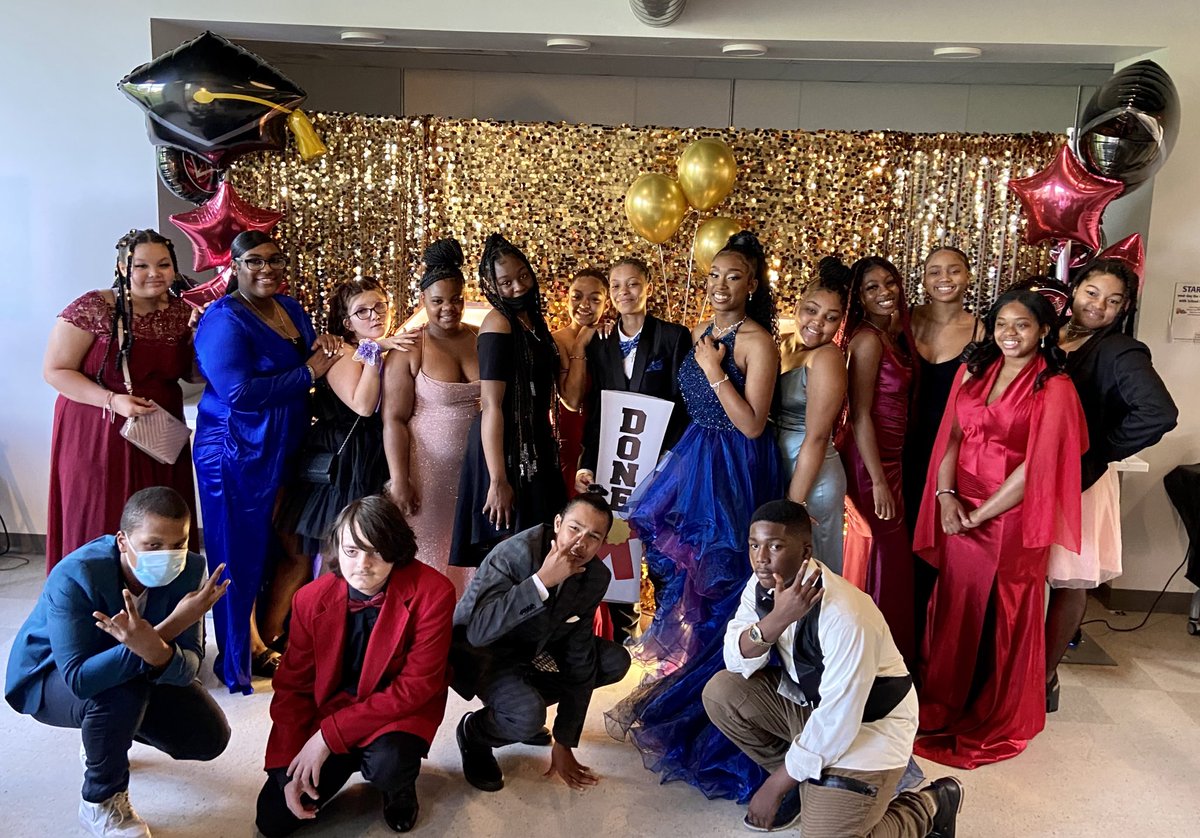 TillieElvrum's tweet image. Headed home with a full heart. Grateful for the honor and privilege of supporting students and the schools that serve them every day. Congratulations @Valor_Ohio!
@OCCScharters @StrongMindEdu @VeranoLearning #hybridlearning #onlinelearning #digitallearning #charterschools