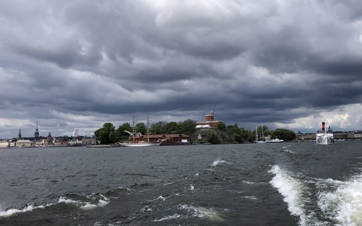 challdreams's tweet photo. The most beautiful view in the world. Sometimes I don’t understand how I left this place #stockholm #mylove #heartishome https://t.co/xqBcthFkPH